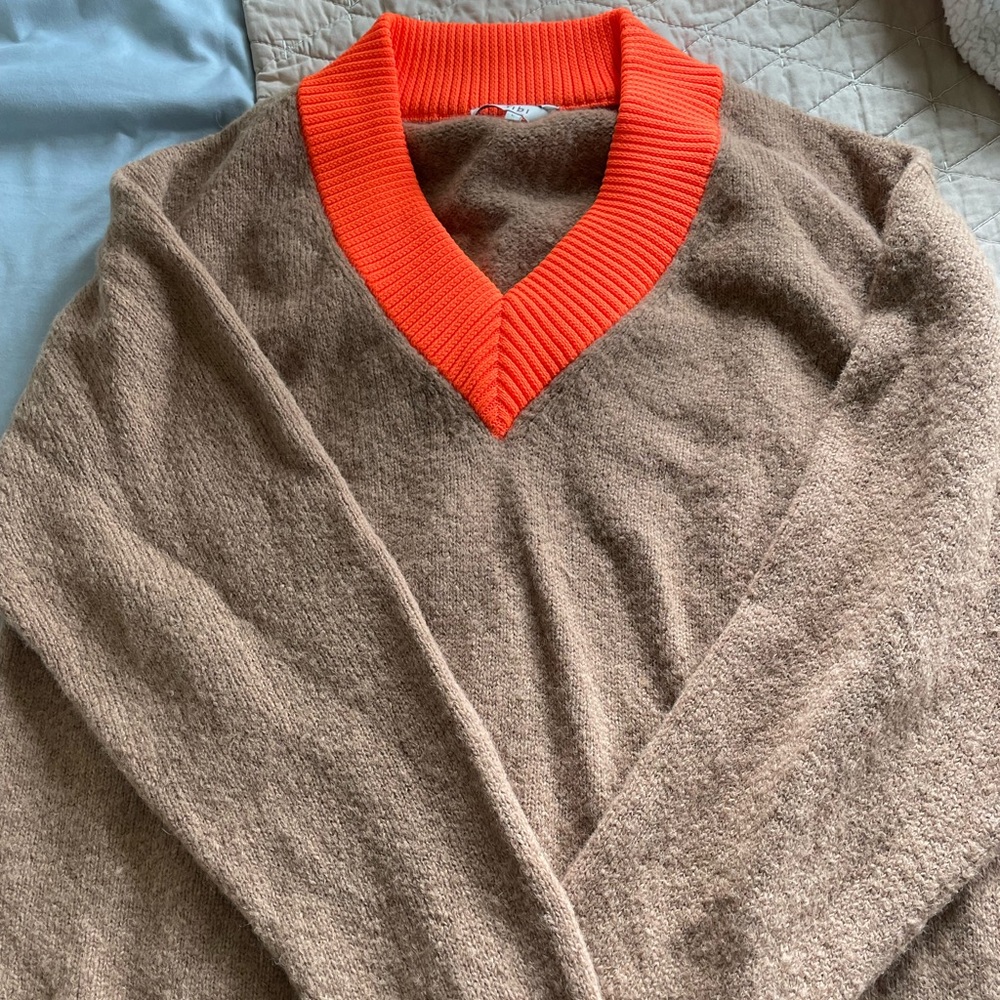 Alpaca wool-like sweater, size L